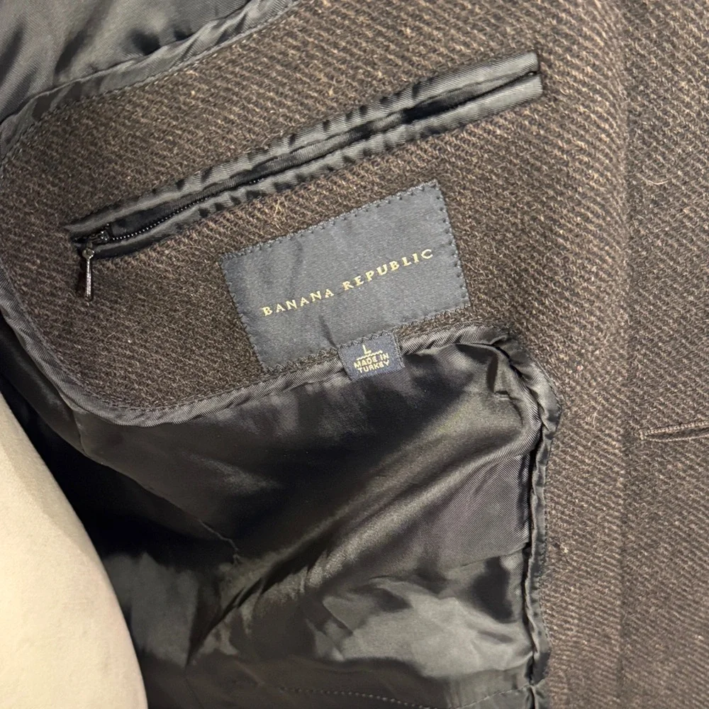 Men’s Banana Republic wool blend Classic Black/brown over Coat Size L